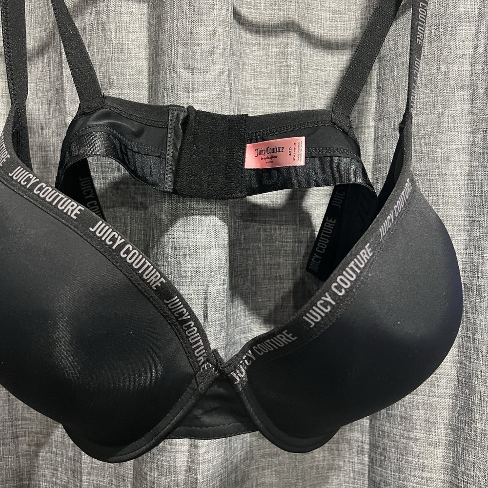 Juicy Couture Sexy Push Up Bra Black 42D underwire branded straps Intimates pads